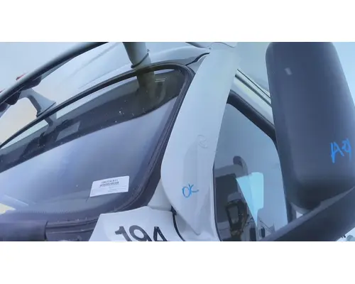 FREIGHTLINER CASCADIA 126 BODY PARTS, MISC.