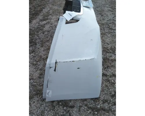 FREIGHTLINER CASCADIA 126 BUMPER ASSEMBLY, FRONT