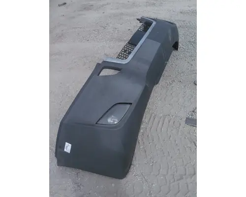 FREIGHTLINER CASCADIA 126 BUMPER ASSEMBLY, FRONT