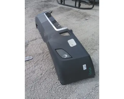 FREIGHTLINER CASCADIA 126 BUMPER ASSEMBLY, FRONT
