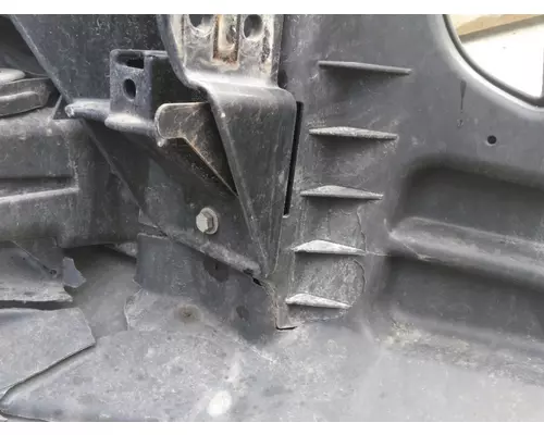 FREIGHTLINER CASCADIA 126 BUMPER ASSEMBLY, FRONT