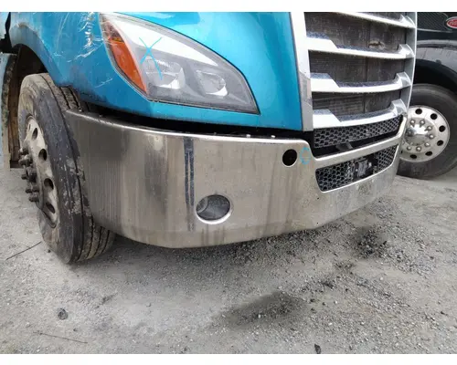 FREIGHTLINER CASCADIA 126 BUMPER ASSEMBLY, FRONT