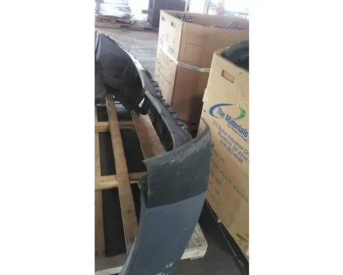 FREIGHTLINER CASCADIA 126 BUMPER ASSEMBLY, FRONT