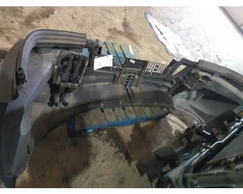 FREIGHTLINER CASCADIA 126 BUMPER ASSEMBLY, FRONT