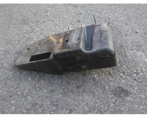FREIGHTLINER CASCADIA 126 BUMPER BRACKET
