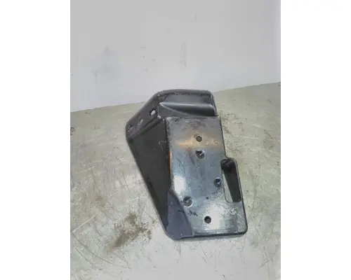 FREIGHTLINER CASCADIA 126 BUMPER BRACKET