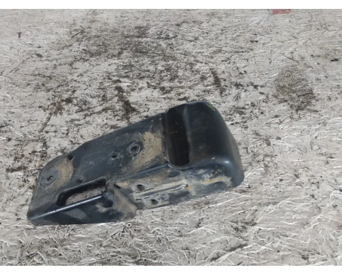 FREIGHTLINER CASCADIA 126 BUMPER BRACKET