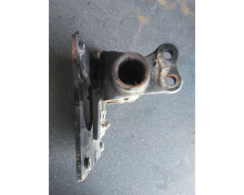 FREIGHTLINER CASCADIA 126 BUMPER BRACKET