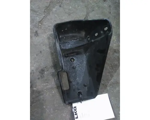 FREIGHTLINER CASCADIA 126 BUMPER BRACKET