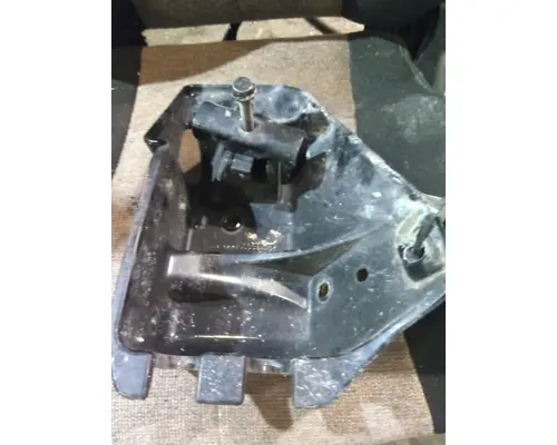 FREIGHTLINER CASCADIA 126 BUMPER BRACKET