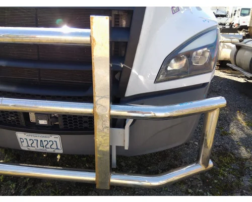 FREIGHTLINER CASCADIA 126 BUMPER BRUSH GUARD