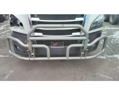 FREIGHTLINER CASCADIA 126 BUMPER BRUSH GUARD