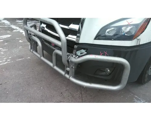 FREIGHTLINER CASCADIA 126 BUMPER BRUSH GUARD