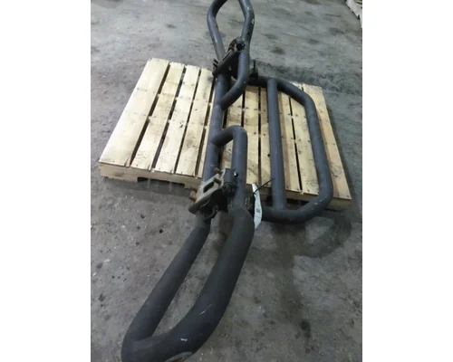 FREIGHTLINER CASCADIA 126 BUMPER BRUSH GUARD