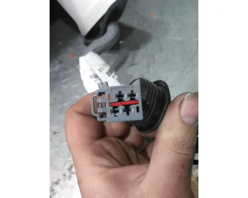 FREIGHTLINER CASCADIA 126 CAB CLIP