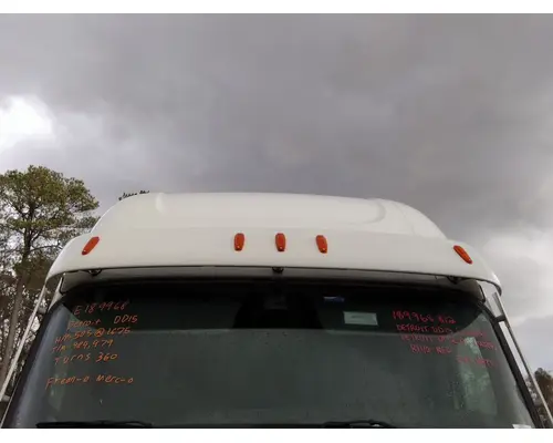 FREIGHTLINER CASCADIA 126 CAB CLIP