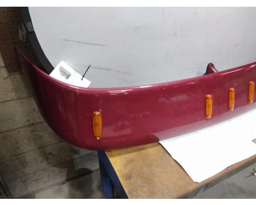 FREIGHTLINER CASCADIA 126 CAB CLIP