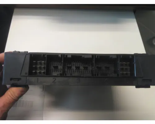 FREIGHTLINER CASCADIA 126 CAB CONTROL UNIT MODULE