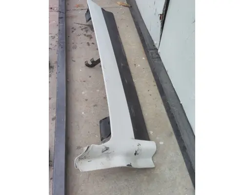 FREIGHTLINER CASCADIA 126 CAB EXTENSION