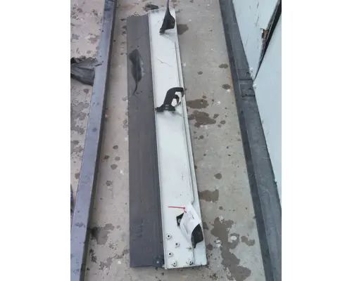 FREIGHTLINER CASCADIA 126 CAB EXTENSION