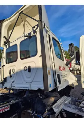 FREIGHTLINER CASCADIA 126 CAB EXTENSION
