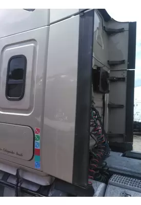 FREIGHTLINER CASCADIA 126 CAB EXTENSION