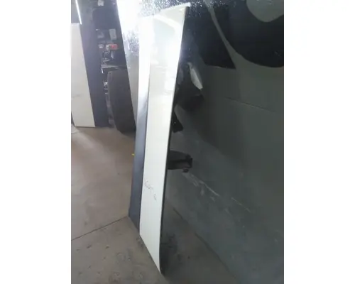 FREIGHTLINER CASCADIA 126 CAB EXTENSION