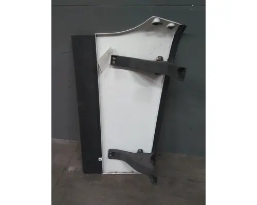 FREIGHTLINER CASCADIA 126 CAB EXTENSION