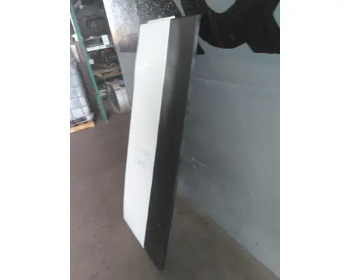 FREIGHTLINER CASCADIA 126 CAB EXTENSION