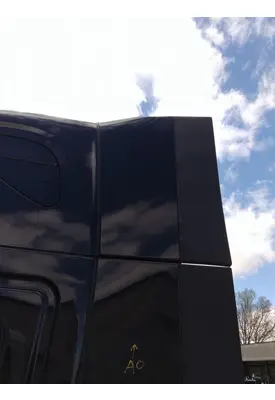 FREIGHTLINER CASCADIA 126 CAB EXTENSION