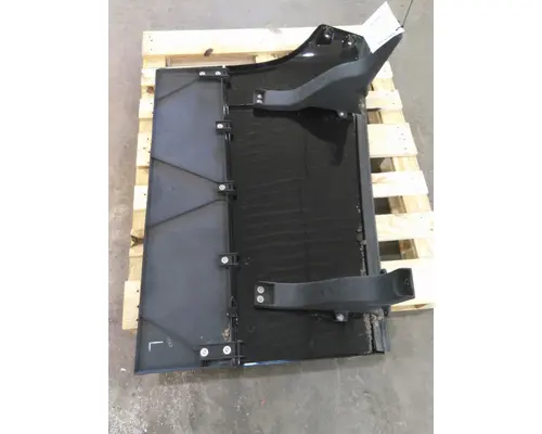 FREIGHTLINER CASCADIA 126 CAB EXTENSION