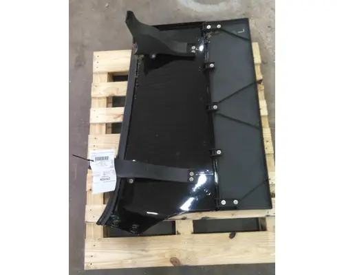 FREIGHTLINER CASCADIA 126 CAB EXTENSION