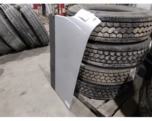 FREIGHTLINER CASCADIA 126 CAB EXTENSION