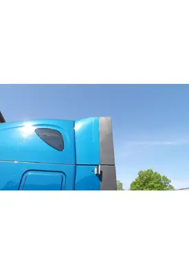 FREIGHTLINER CASCADIA 126 CAB EXTENSION