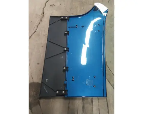 FREIGHTLINER CASCADIA 126 CAB EXTENSION