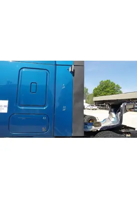 FREIGHTLINER CASCADIA 126 CAB EXTENSION