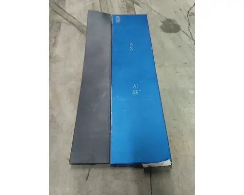 FREIGHTLINER CASCADIA 126 CAB EXTENSION