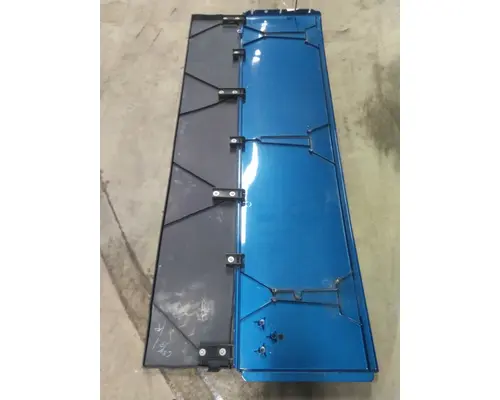 FREIGHTLINER CASCADIA 126 CAB EXTENSION