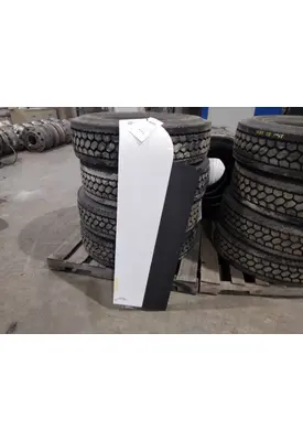 FREIGHTLINER CASCADIA 126 CAB EXTENSION