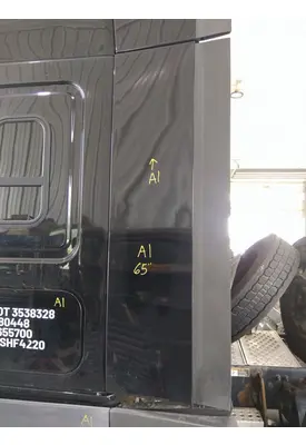 FREIGHTLINER CASCADIA 126 CAB EXTENSION