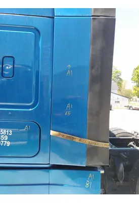 FREIGHTLINER CASCADIA 126 CAB EXTENSION