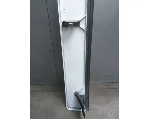 FREIGHTLINER CASCADIA 126 CAB EXTENSION