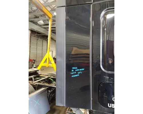 FREIGHTLINER CASCADIA 126 CAB EXTENSION