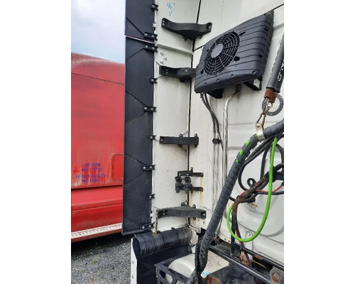 FREIGHTLINER CASCADIA 126 CAB EXTENSION