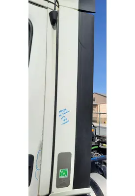 FREIGHTLINER CASCADIA 126 CAB EXTENSION