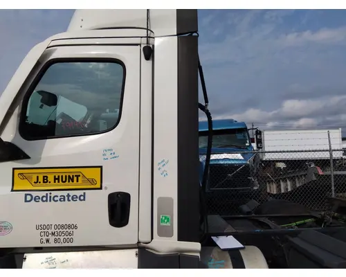 FREIGHTLINER CASCADIA 126 CAB EXTENSION