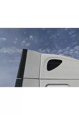 FREIGHTLINER CASCADIA 126 CAB EXTENSION