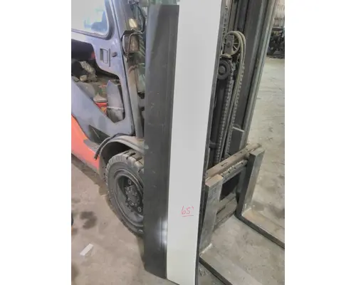 FREIGHTLINER CASCADIA 126 CAB EXTENSION