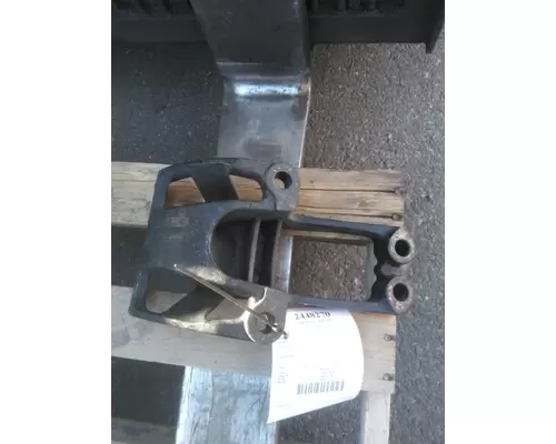 FREIGHTLINER CASCADIA 126 CAB MOUNT,BRACKET