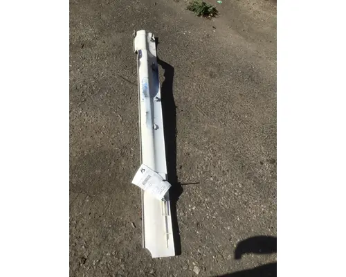 FREIGHTLINER CASCADIA 126 CAB SKIRT FILLER PANEL